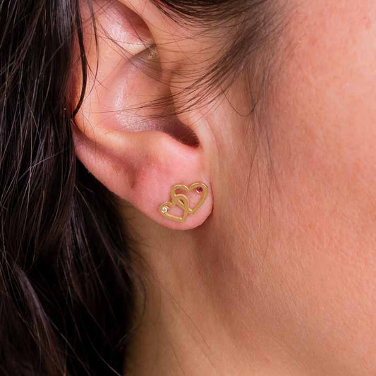 Pendientes I LOVE con Diamante y Rubí en Oro 18k