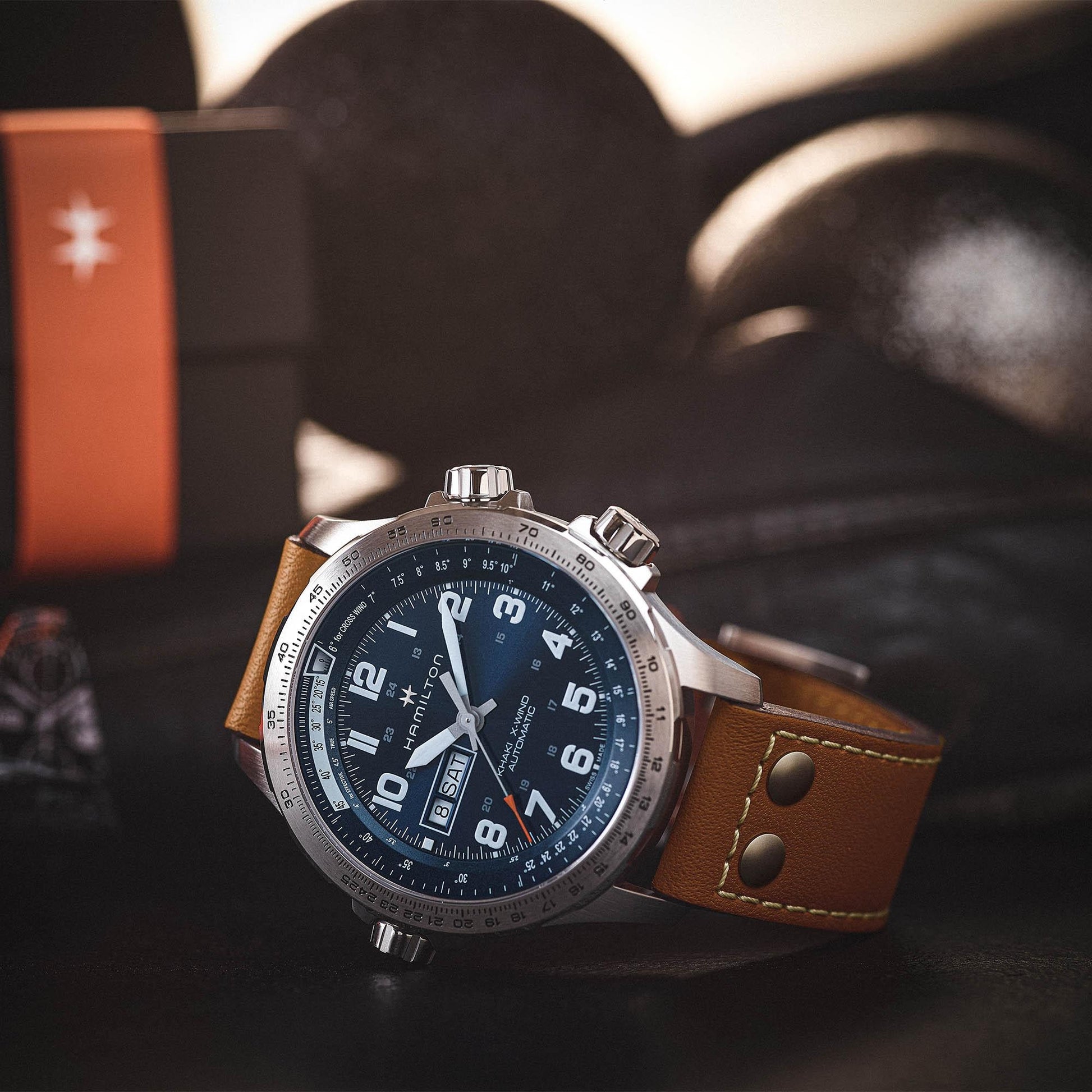 Reloj Hamilton Khaki Aviation X-Wind Day Date Auto H77765541