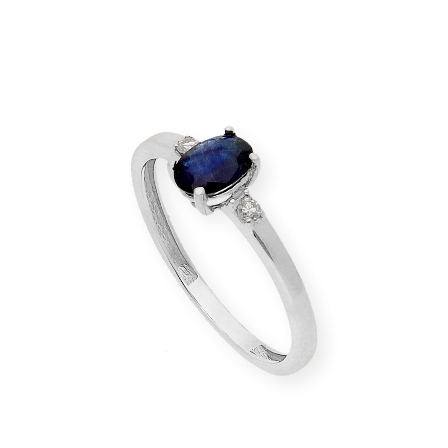 Anillo Victoria en Oro Blanco 18k con Diamantes y Zafiro