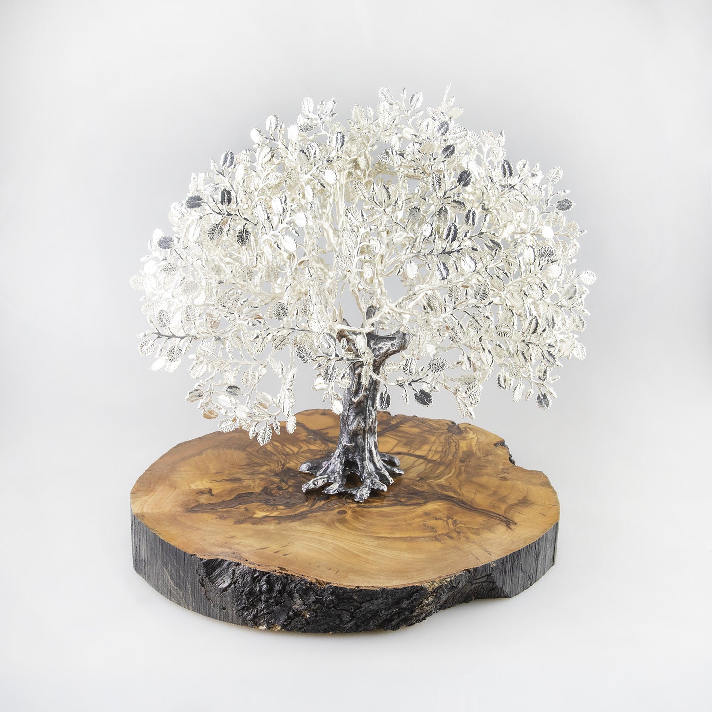Encina Conmemorativa Personalizable Plateada con Base de Madera Natural Tamaño Grande