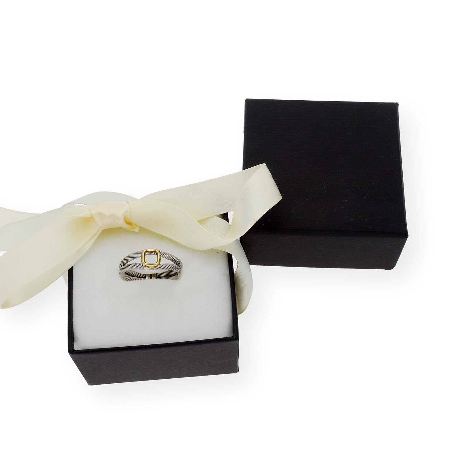 Anillo en Acero Cuadrado Calado en Oro de ley 18k