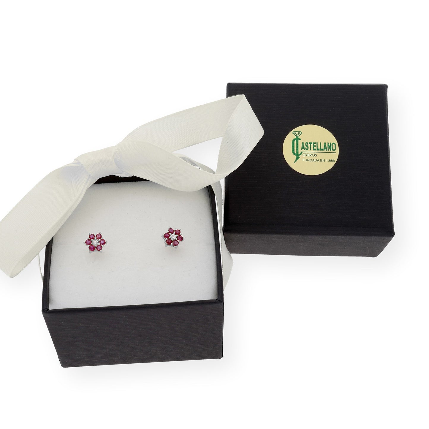 Pendientes de Flor en Oro Blanco de Ley 18K con Rubíes y Diamante central