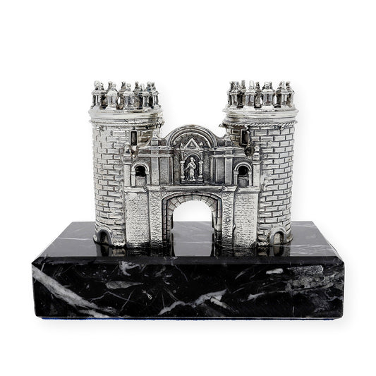 Puerta Palma de Badajoz con Base de Mármol Negro