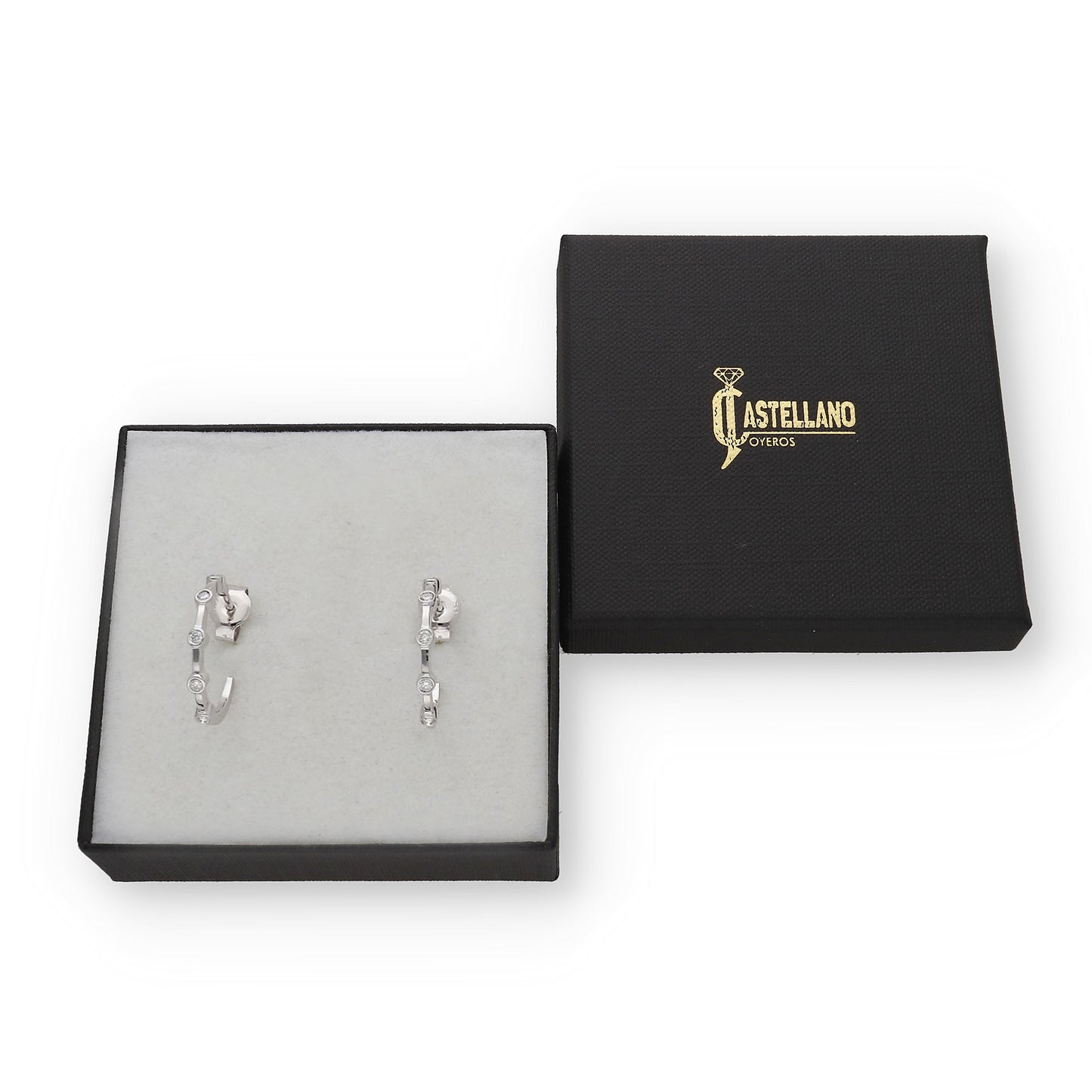 Pendientes Nux de Medio Aro en Oro Blanco 18K con Diamantes