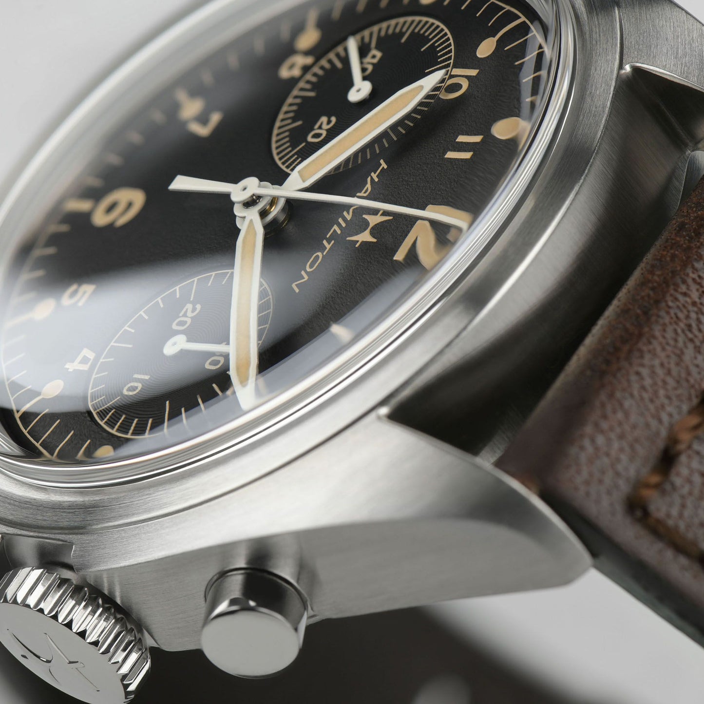 Reloj Hamilton Khaki Aviation Pilot Pioneer Mechanical Chrono H76409530