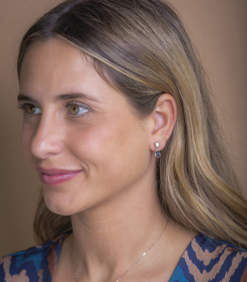 Pendientes Fiona de Oro Blanco 18k con Zafiros y Diamantes