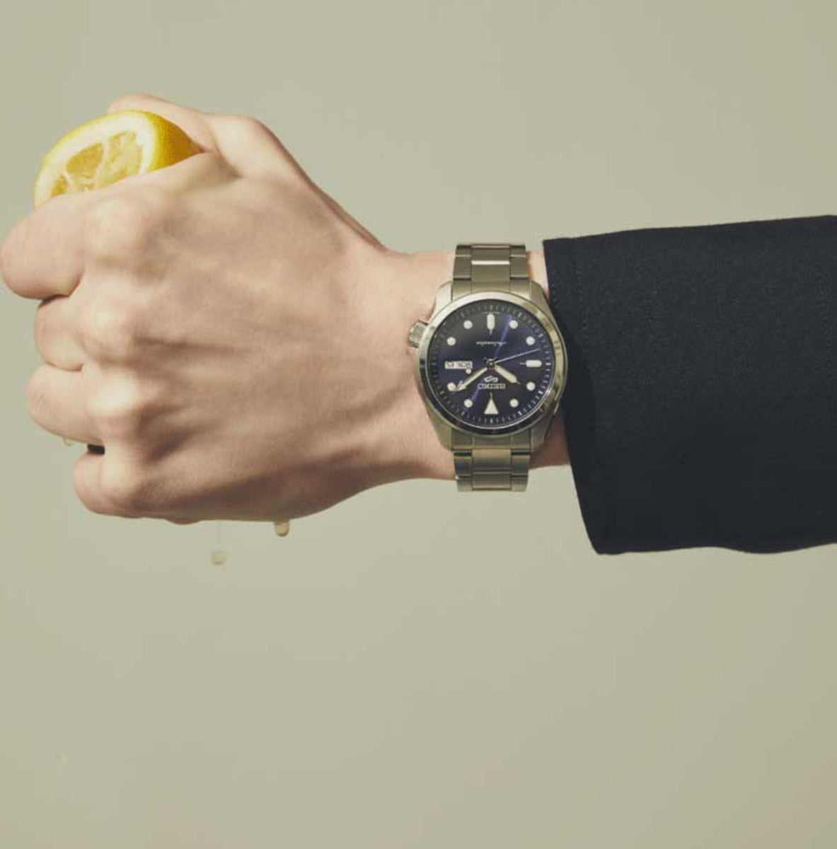 Reloj Seiko 5 Sports Style Solid Boy SRPE53K1