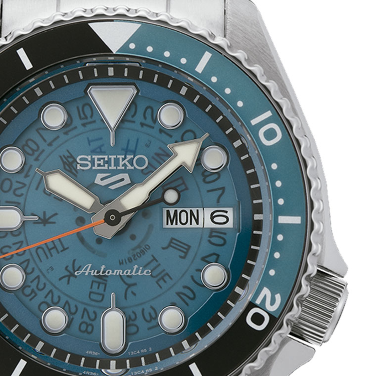 Reloj Seiko 5 Sports Style Translúcida SRPJ45K1