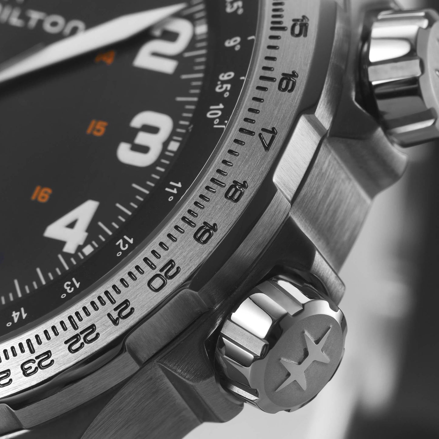 Reloj Hamilton Khaki Aviation X-Wind Day Date Auto H77755133
