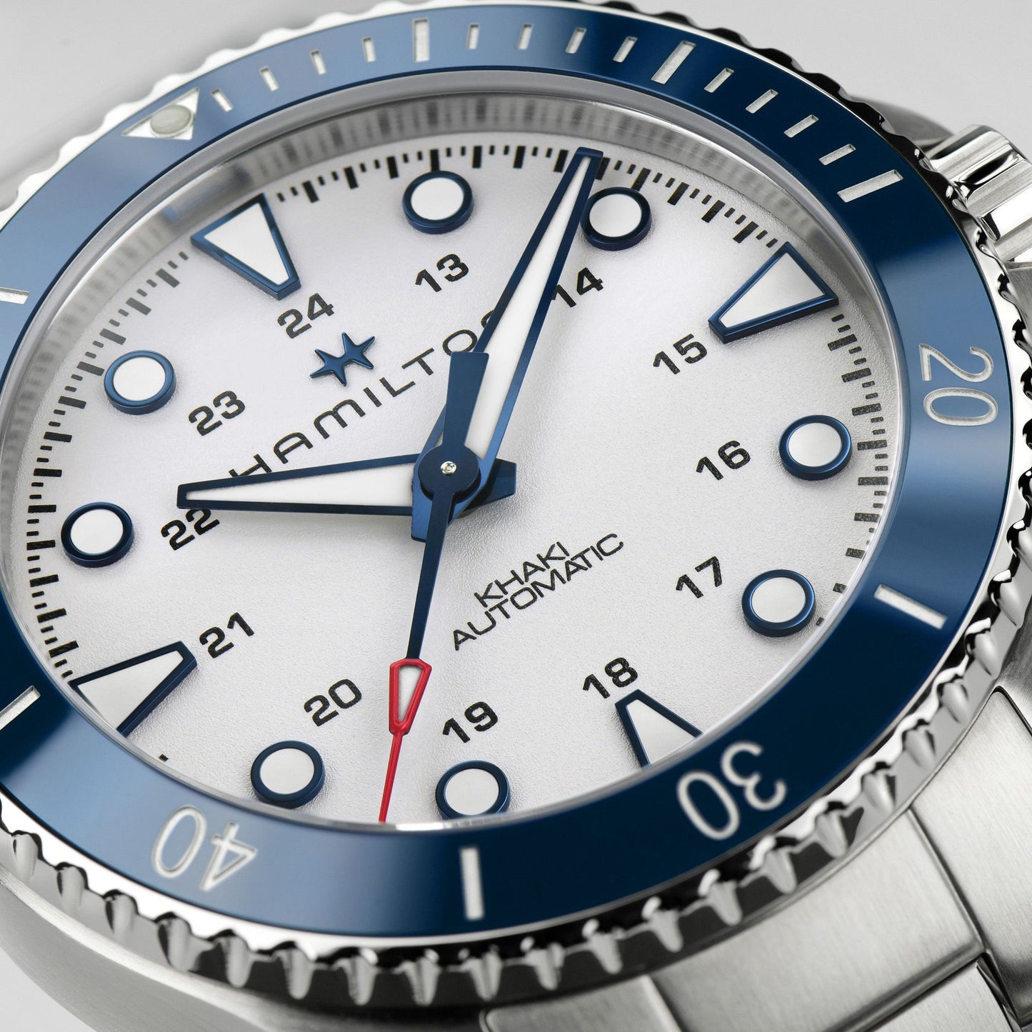 Reloj Hamilton Khaki Navy Scuba Auto H82505150