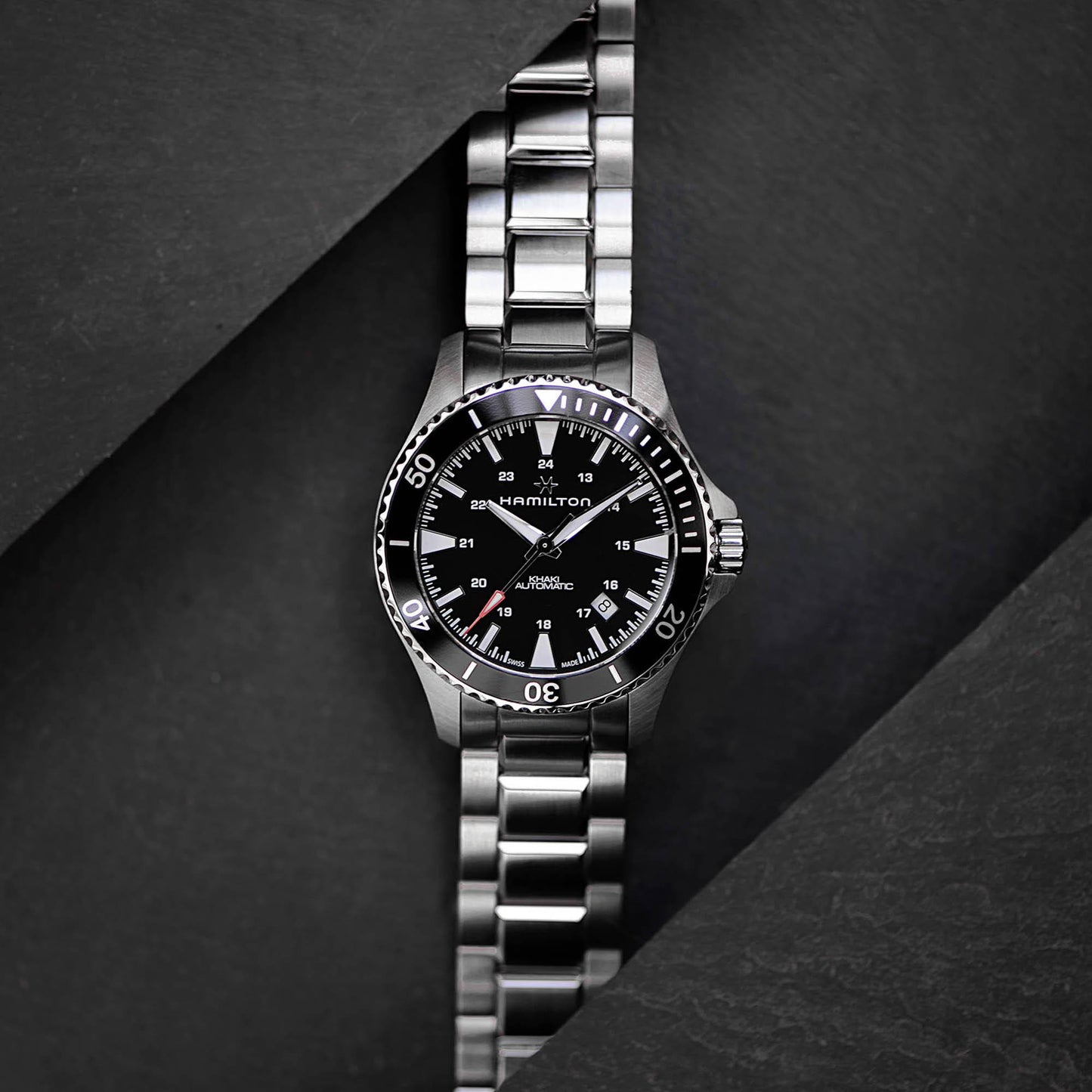 Reloj Hamilton Khaki Navy Scuba Auto H82335131