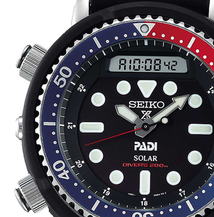 Reloj Seiko Prospex Diver's PADI Solar SNJ027P1