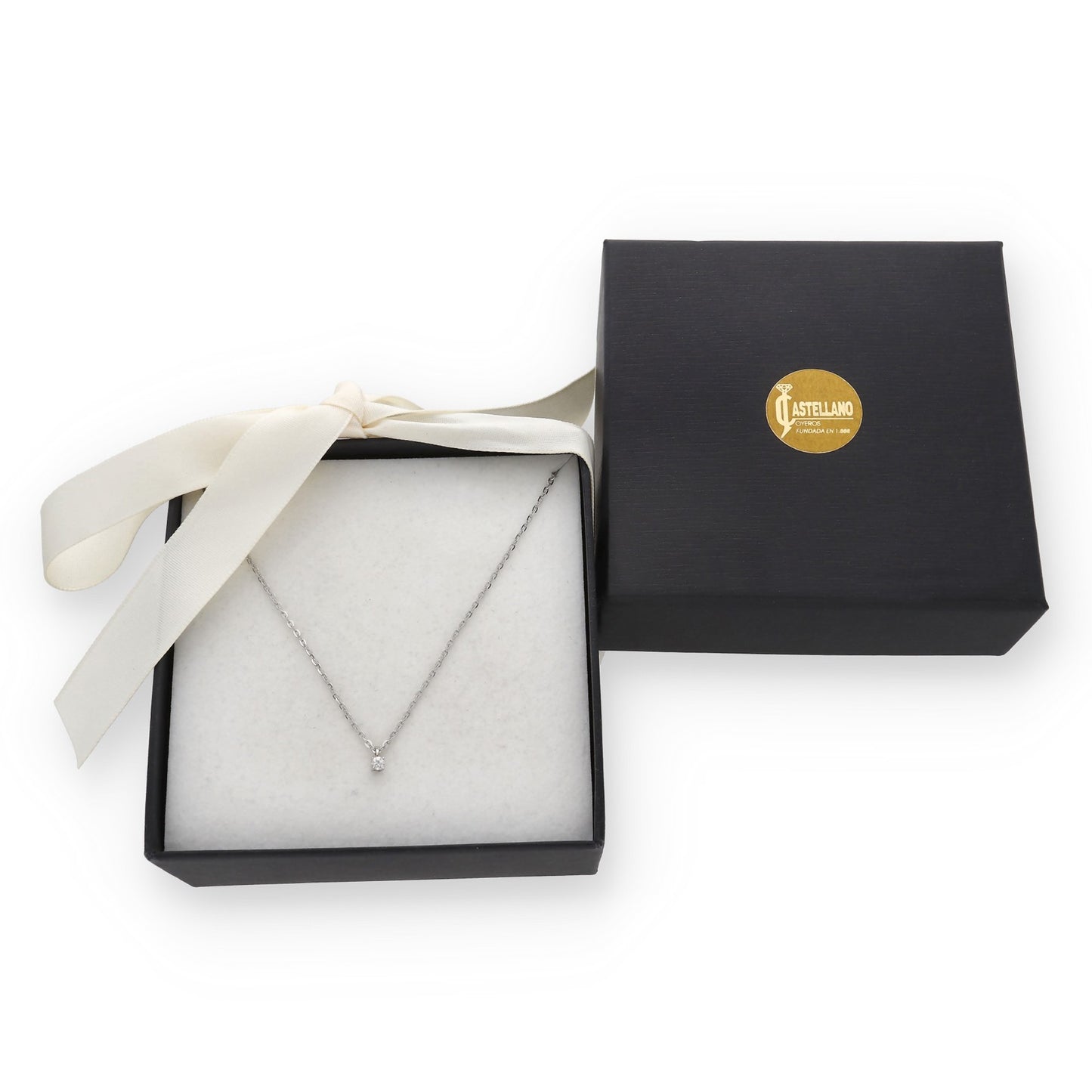 Conjunto Ámame Pendientes y Collar de Oro Blanco y Diamantes