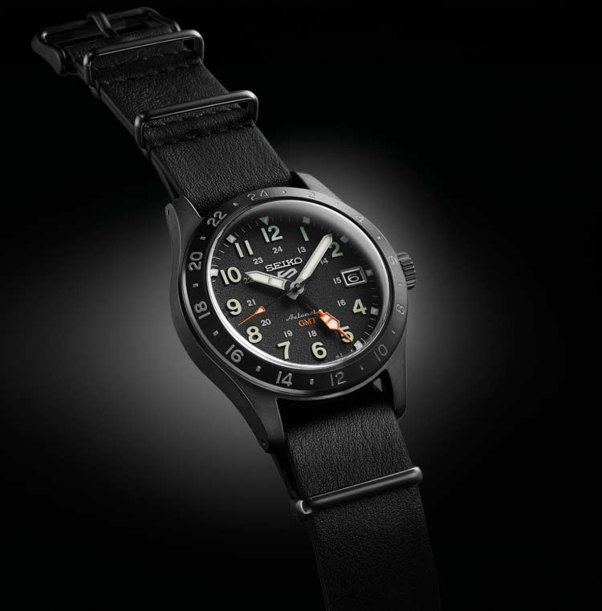 Reloj Seiko 5 Sports Field Urbano GMT SSK025K1