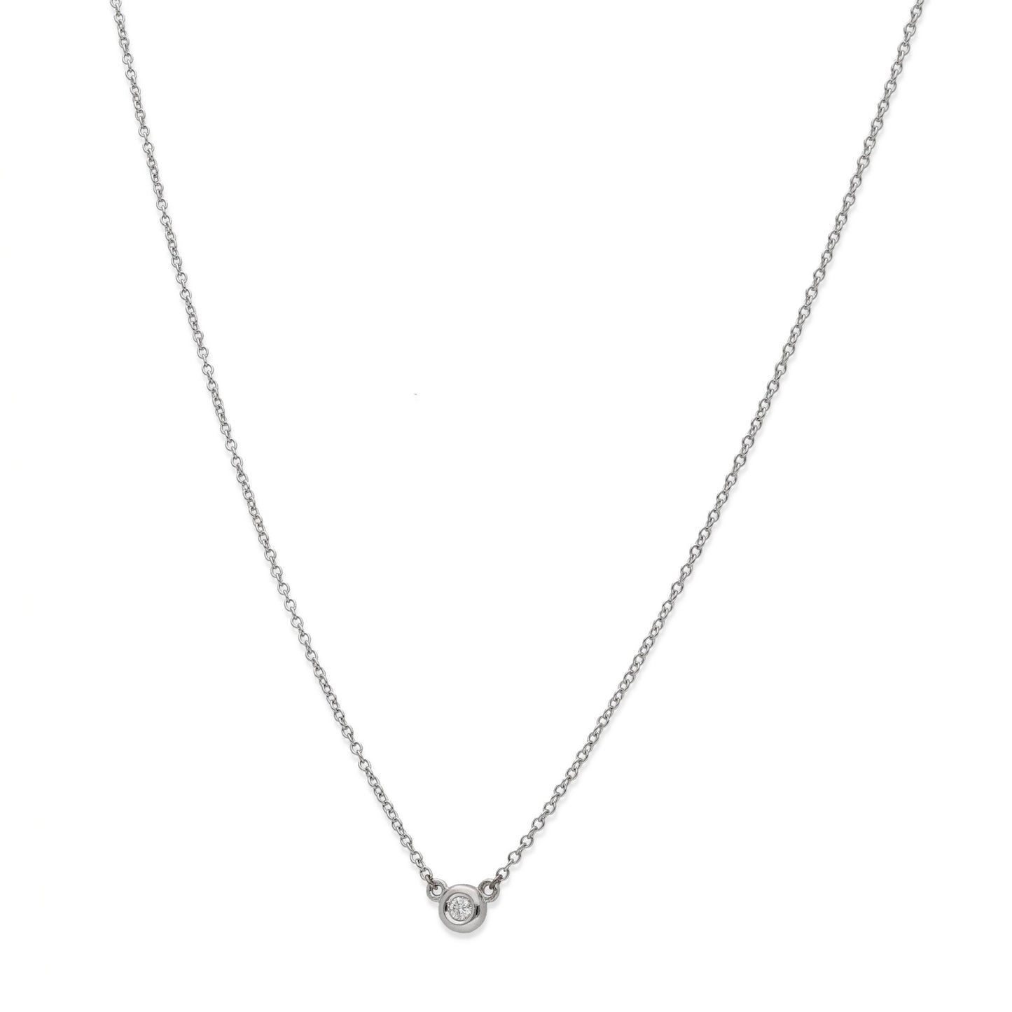 Collar con Colgante Liberty con Diamante y Oro Blanco "Punto de Luz"