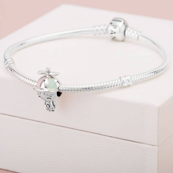 Charm Pandora Niño con Gorra 798015ENMX