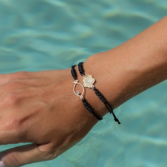 Pulsera Macramé Flor en Oro de Ley 18k y Diamante