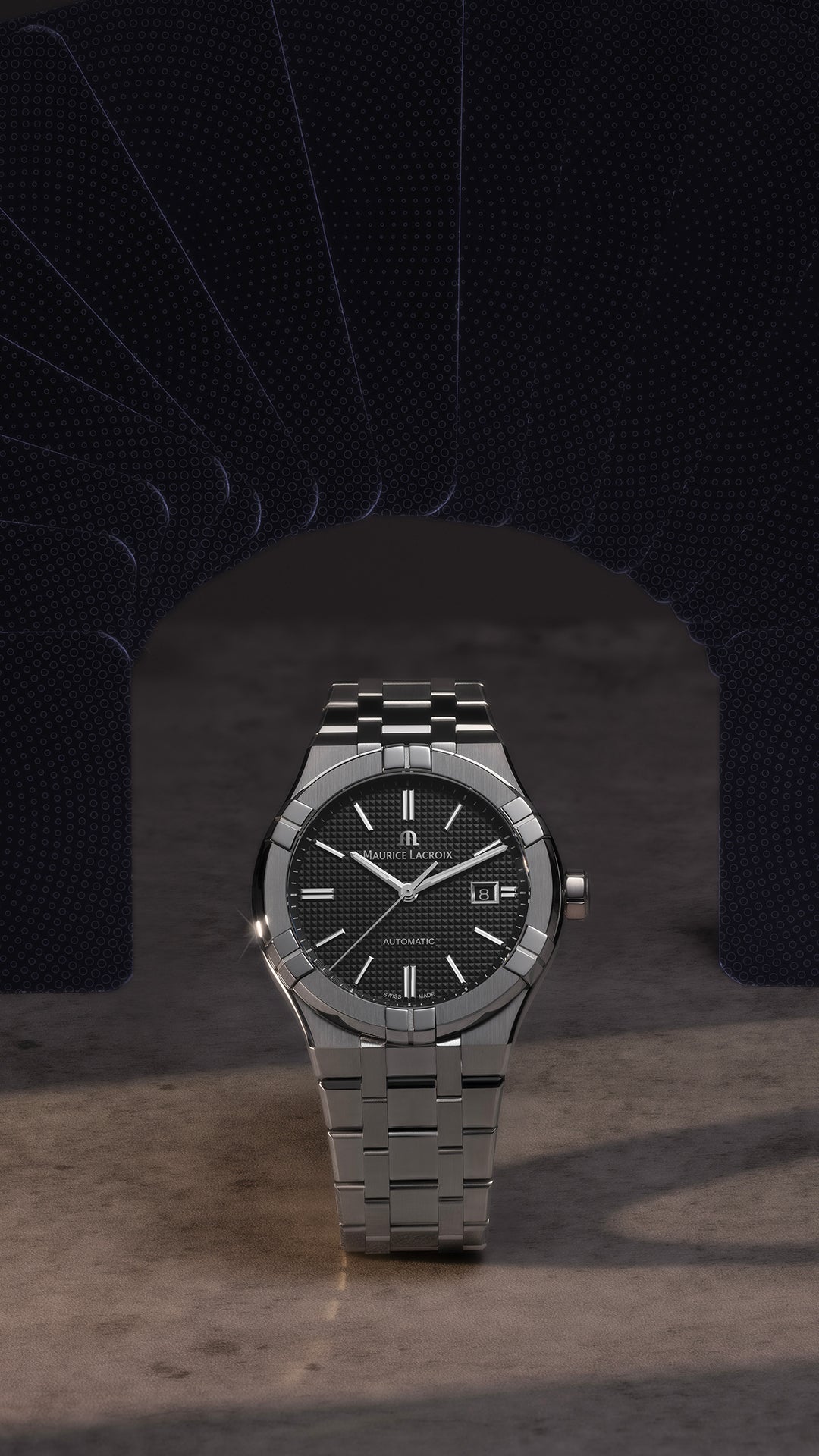 Reloj Maurice Lacroix AIKON AUTOMATIC DATE 42MM AI6008-SS002-330-1