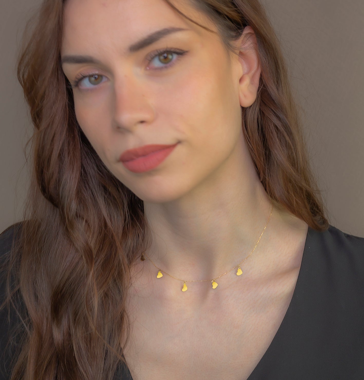 Collar de Corazones en Oro de Ley 18k