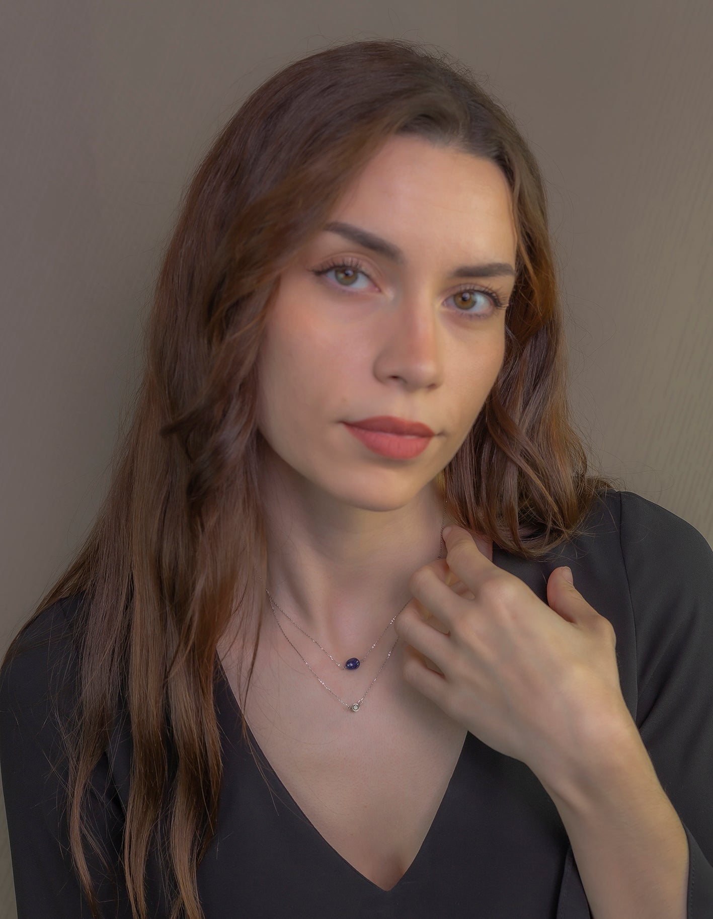 Collar Doble Juliette de Oro Blanco 18k con Diamante y Zafiro