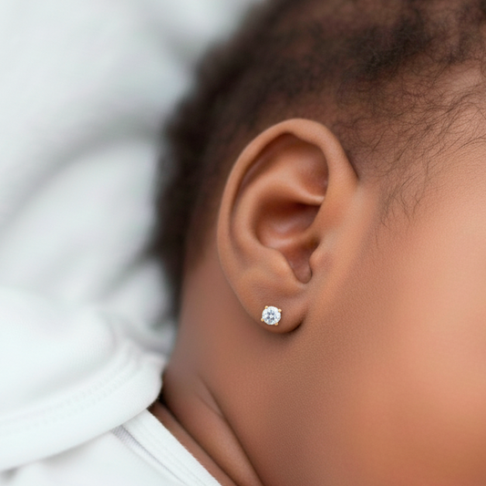Pendientes Bebé Oro y Circonita de 2.70 mm en Patillas