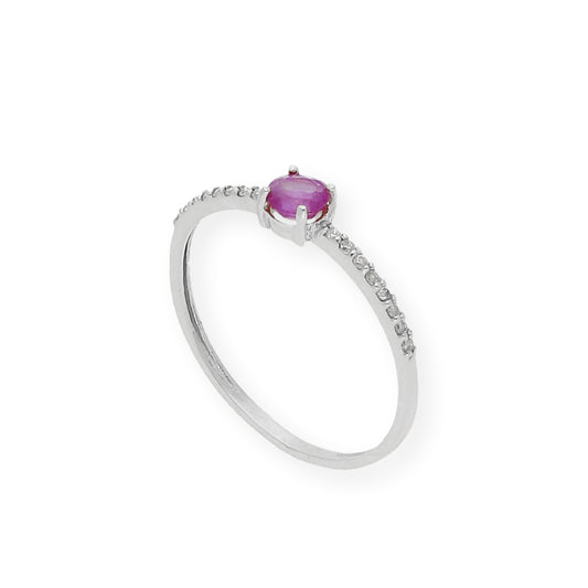 Anillo de Oro Blanco y Diamantes con Rubíes