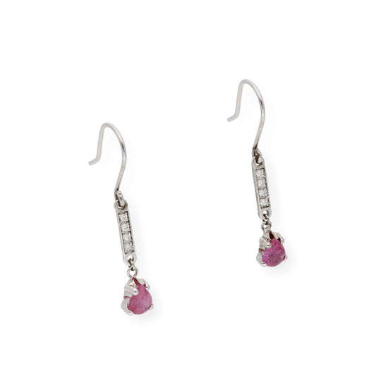 Pendientes Destello en Oro blanco 18k con Diamantes y Rubíes