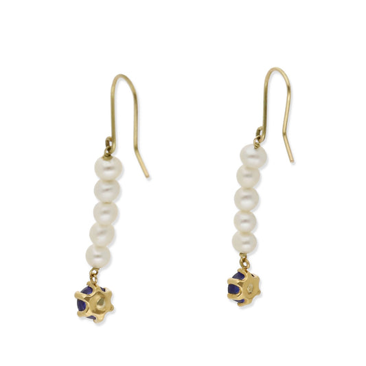 Pendientes Eruca en Oro 18K con Tira de Perlas y Zafiro
