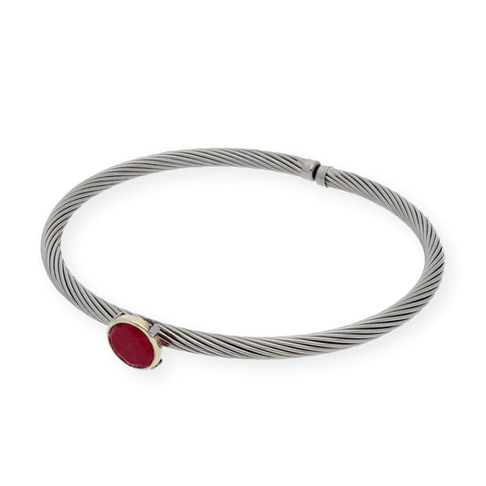 Pulsera Rígida en Acero con Piedra Roja y Filo en Oro de ley 18k