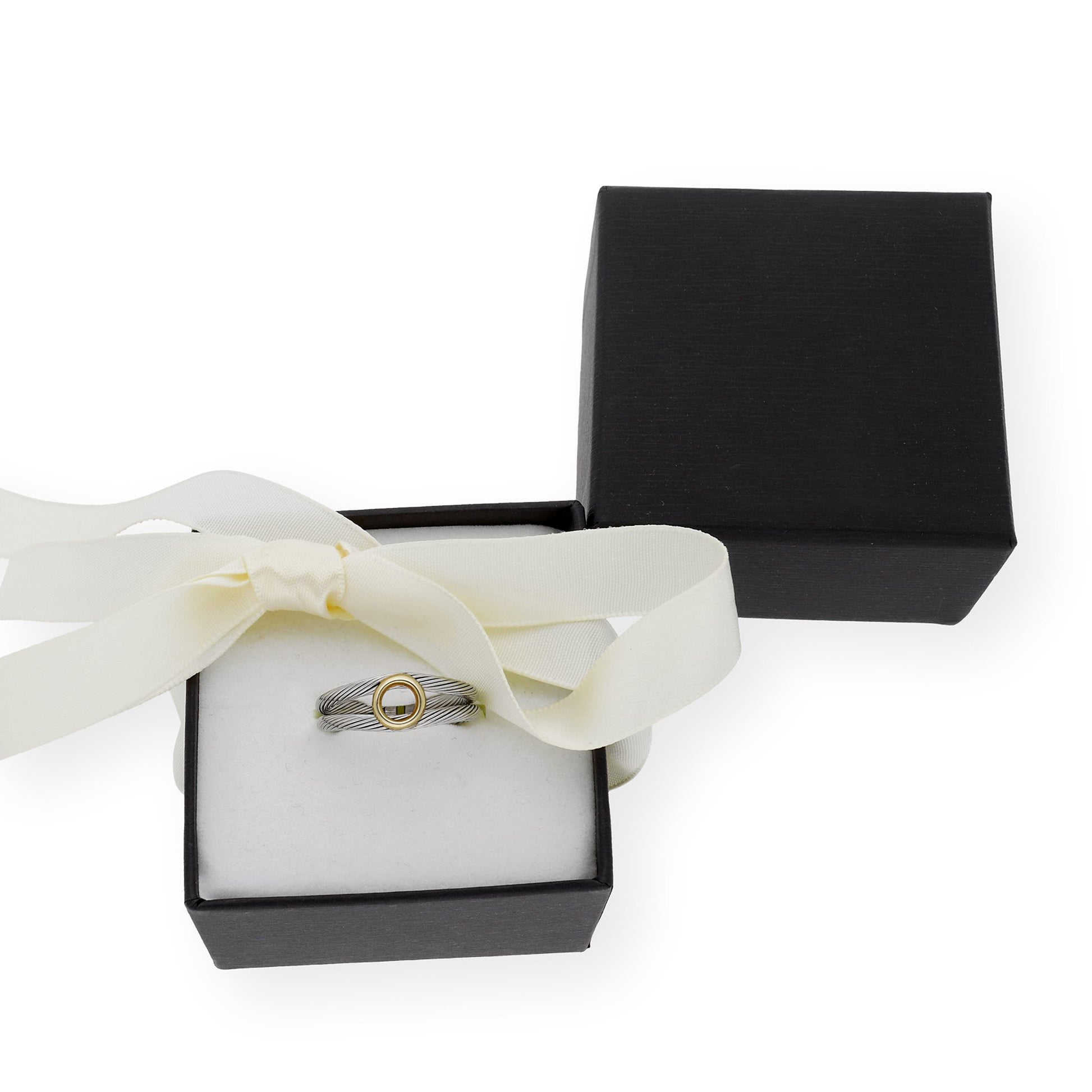 Anillo en Acero con Aro Calado en Oro de ley 18k