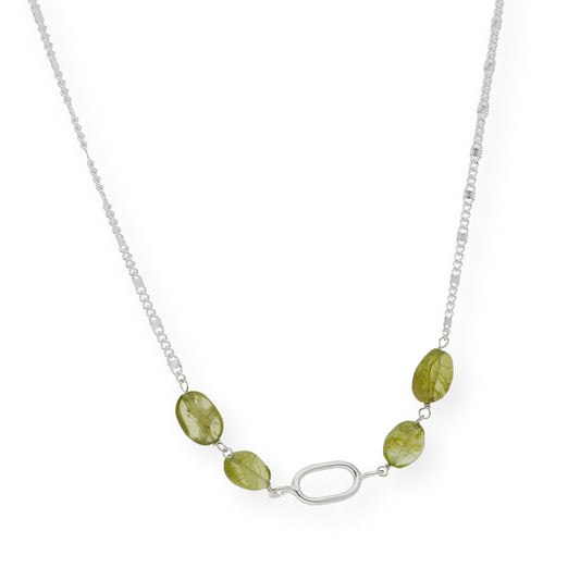 Gargantilla en plata de ley 925 con Olivinas y colgante oval