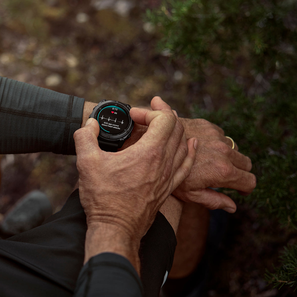 Reloj Garmin Fenix 8 Pro - 51mm MicroLED Zafiro, Titanio DLC con Correa Negra 010-03380-01