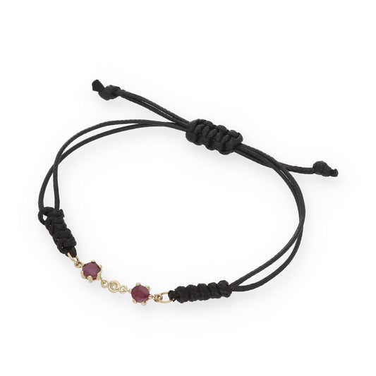Pulsera Macramé en Oro de Ley 18K con Rubíes y Diamante Central