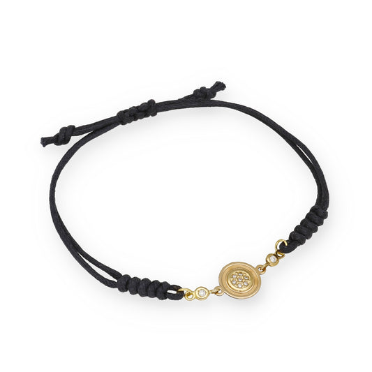 Pulsera Macramé en Oro de 18K con Roseta de Diamantes