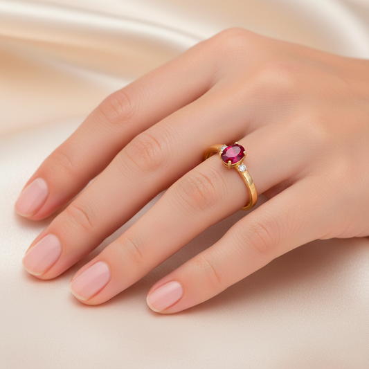 Anillo Victoria en Oro 18k con Diamantes y Rubí