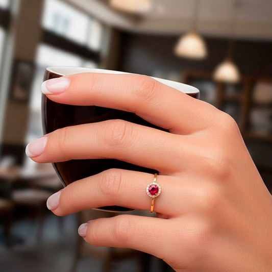 Anillo Astro de Oro 18k y Diamantes con Rubí