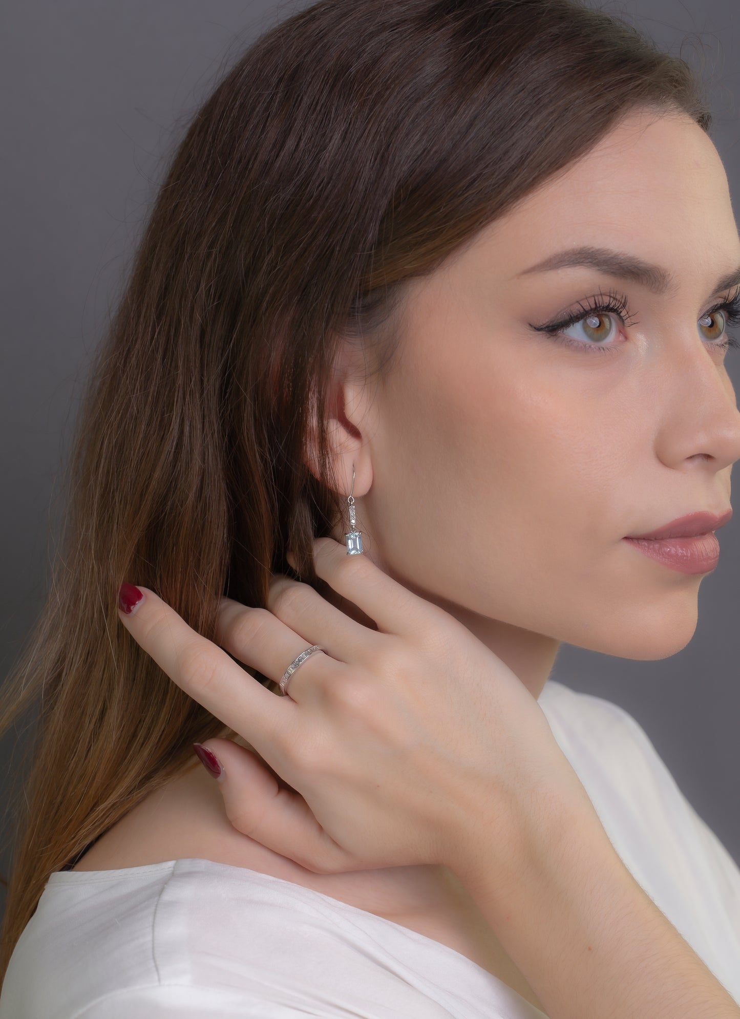 Pendientes Estela en Oro Blanco 18k con Diamantes y Topacios