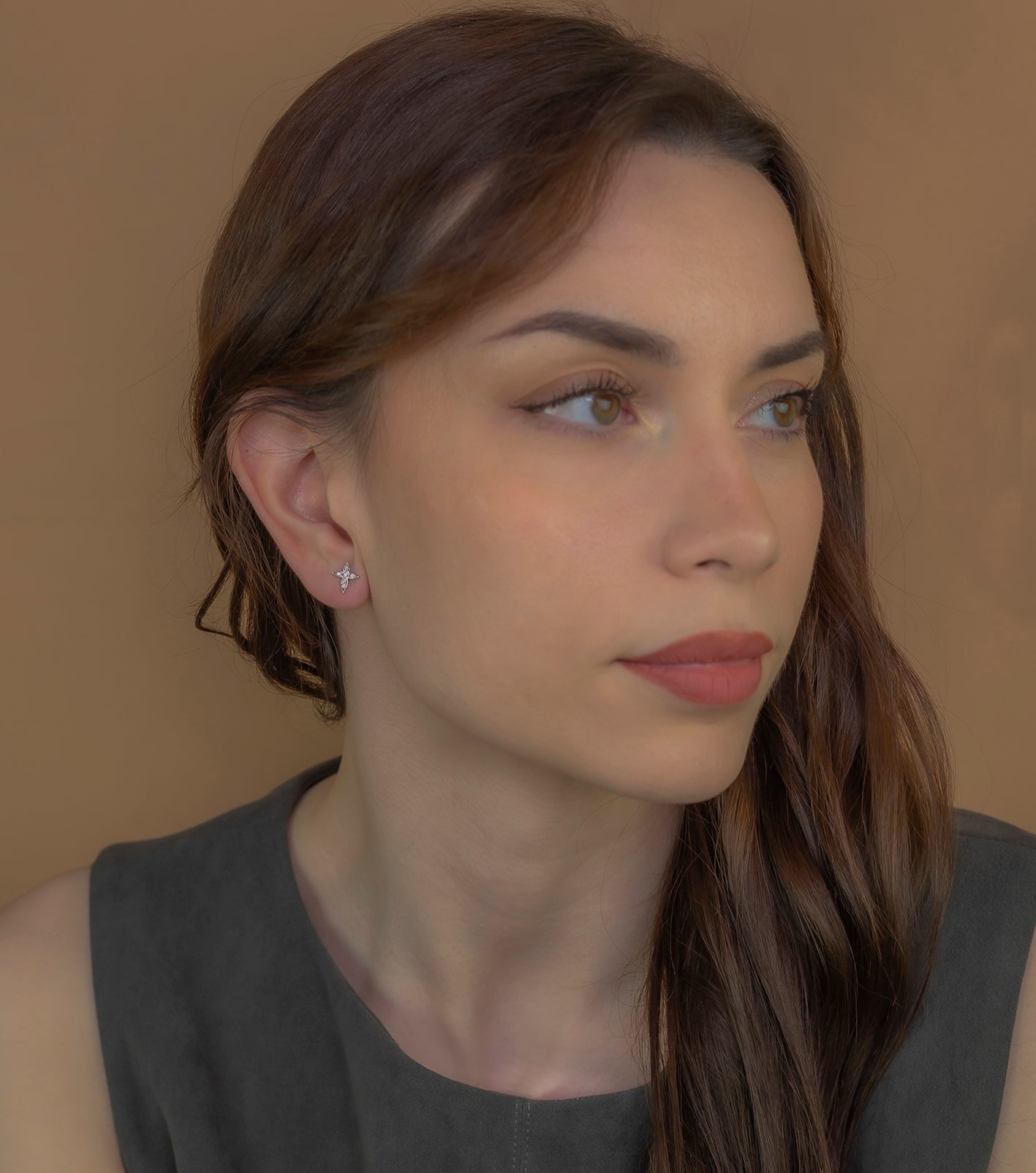 Pendientes de Cruz en Oro blanco de Ley 18K con Diamantes talla brillante