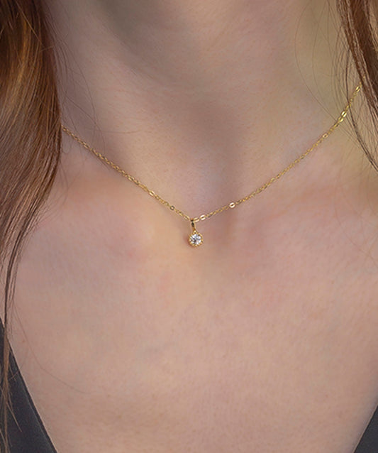 Collar con Colgante Milán en Oro 18K con Diamante Central