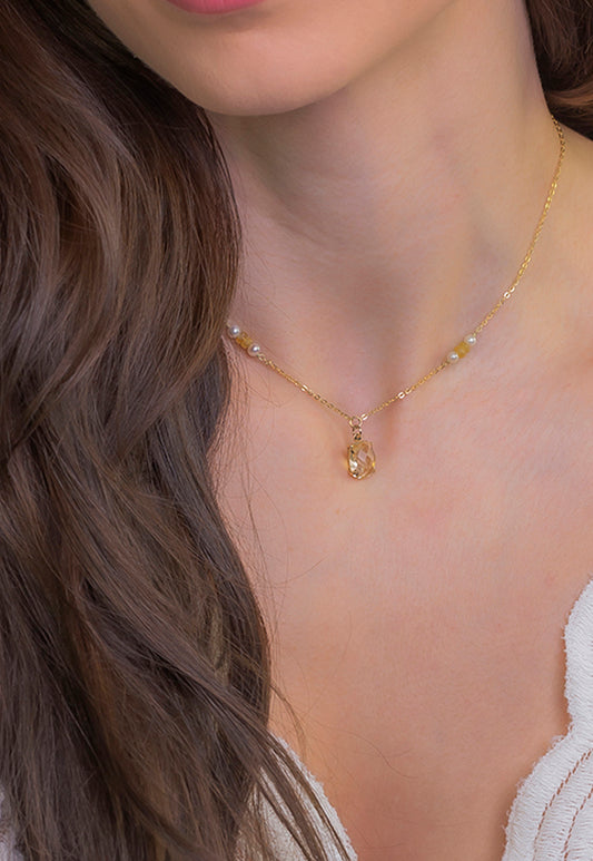 Collar con Colgante Florida en Oro 18k con Perlas Akoya y Cuarzo Citrino