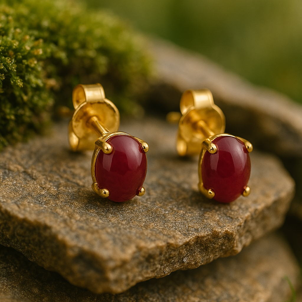 Pendientes de Botón en Oro 18K con Rubí 6x4mm