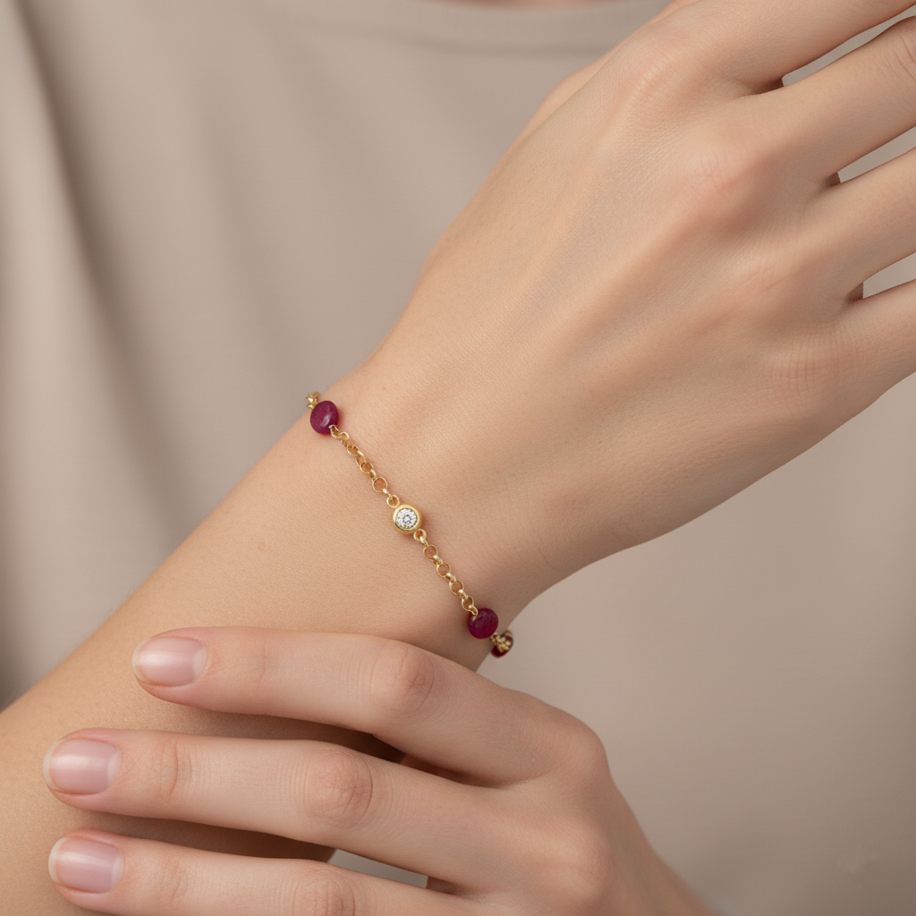 Pulsera Kuina de Rubíes Auténticos y Diamante Central en Oro de Ley 18k