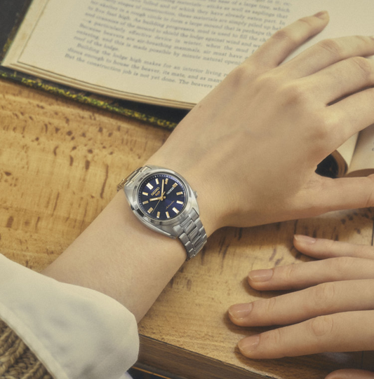 Reloj Seiko 5 Sports SNXS 32mm SRE021K1