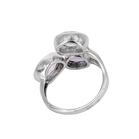 Anillo Zitatu de Plata con Tres Piedras de Color – Rosa, Lila y Verde