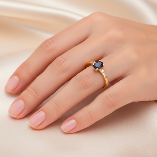 Anillo Victoria en Oro 18k con Diamantes y Zafiro